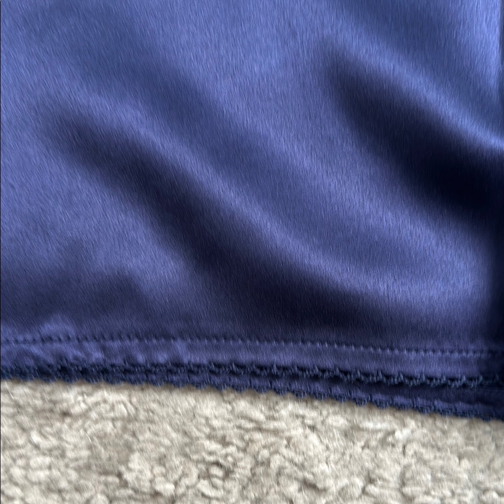 Luxurious Navy Blue 100% Silk Pajama Set with beautiful detailing - Picture 9 of 9